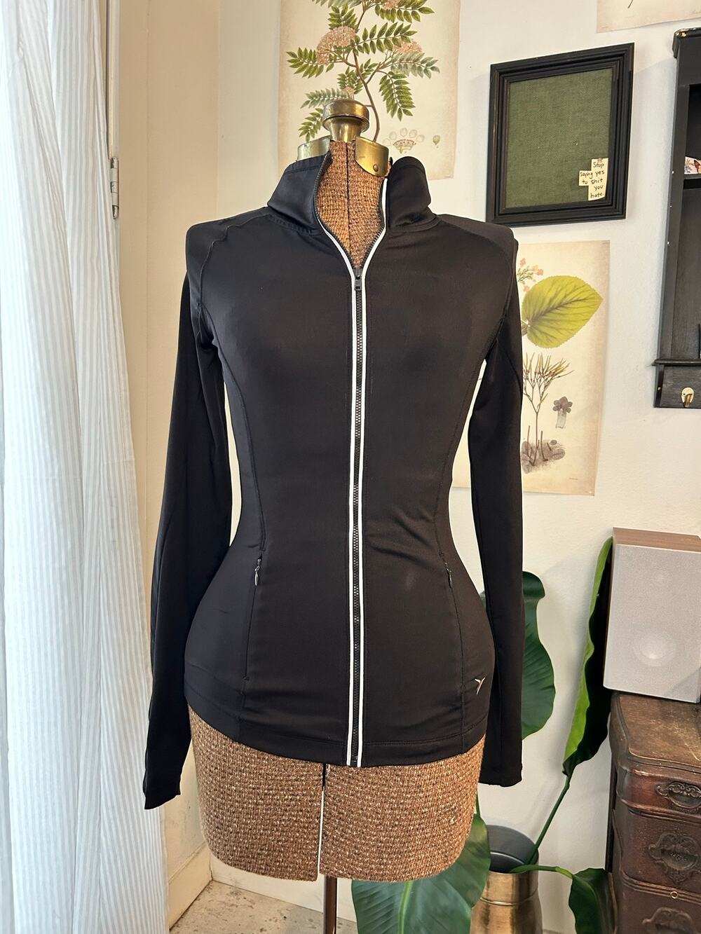 Old Navy Active Women Black Ruched Back Full Zip Track Jacket XS